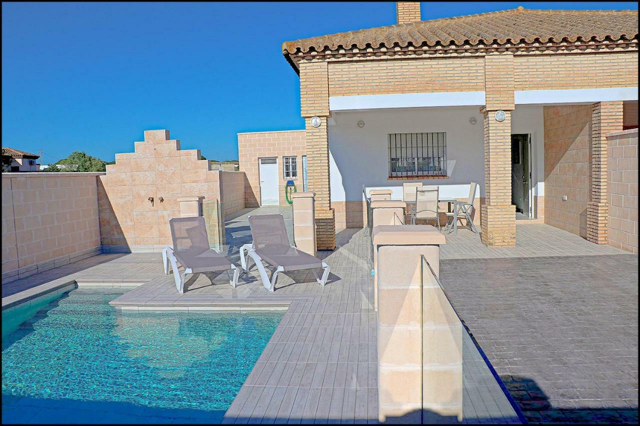 Chalet Peñuelas con piscina Conil De La Frontera Extérieur photo