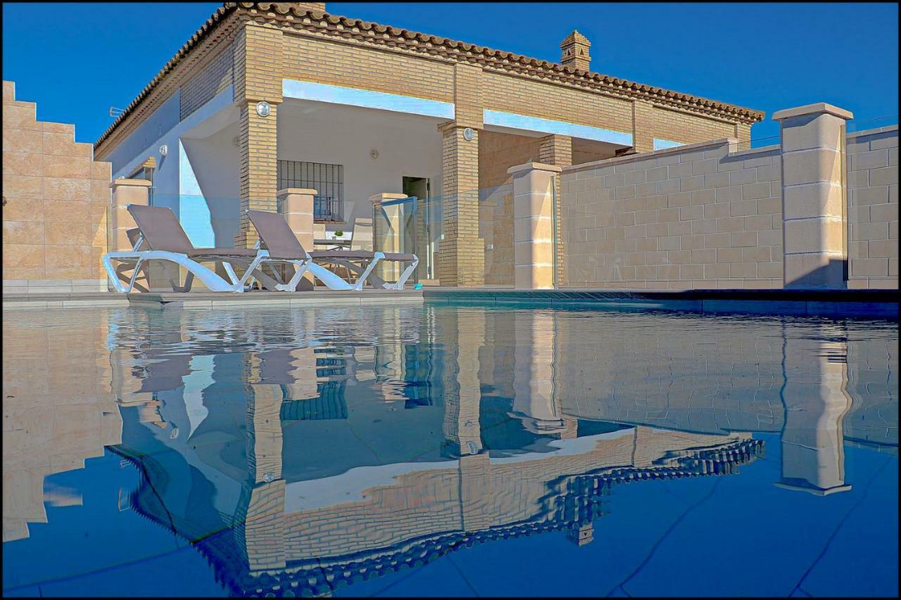 Chalet Peñuelas con piscina Conil De La Frontera Extérieur photo