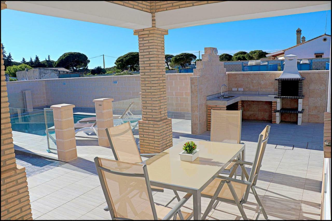 Chalet Peñuelas con piscina Conil De La Frontera Extérieur photo